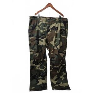 Nwot Backbone Mens Green Camo Print Pant Cargo Style Button Fly Cotton Polyester